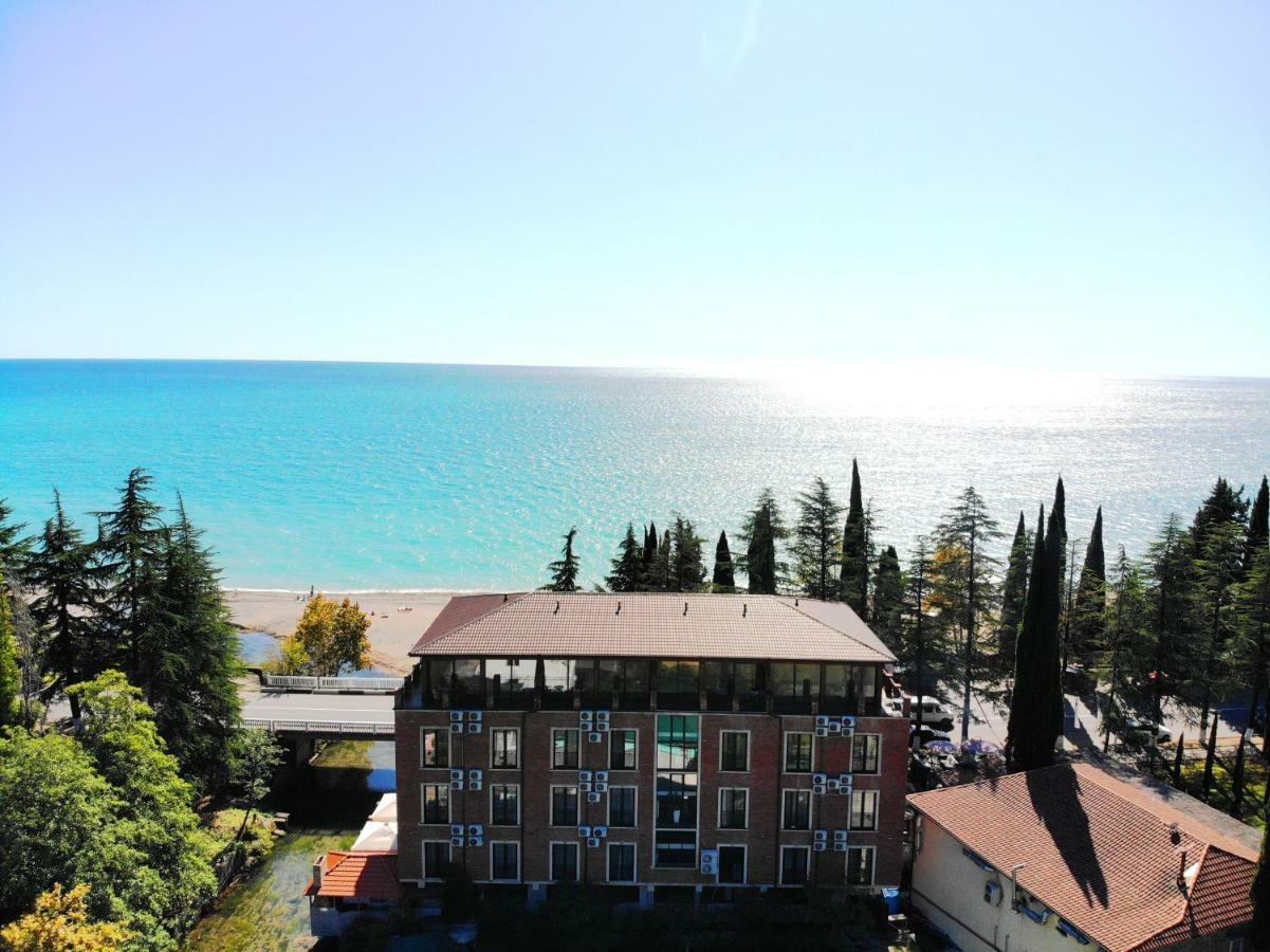 Afon Resort Hotel New Athos Exteriör bild